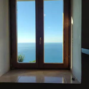 Hostel Ninin De Ma', Framura